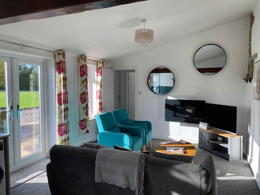 South Cottage - Garden, Views, Parking, Dogs, Cheshire, Walks, Family Adlington Экстерьер фото
